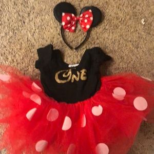 One birthday Minnie Mouse outfit